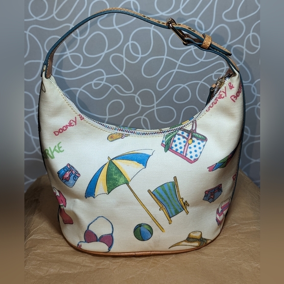 Dooney & Bourke Y2K Beach Small Bucket Bag W/ Rainbow Zipper EUC - Picture 2 of 14